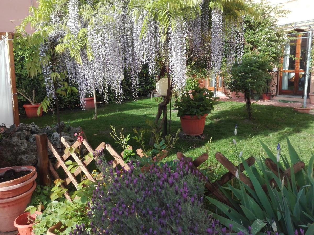 Al Giardino Di Alice Bed & Breakfast Perugia Exterior photo